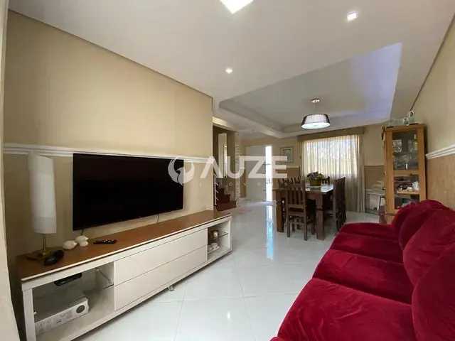Sobrado com 130m² 3 quartos e 3 banheiros, à venda, no bairro Hauer em Curitiba