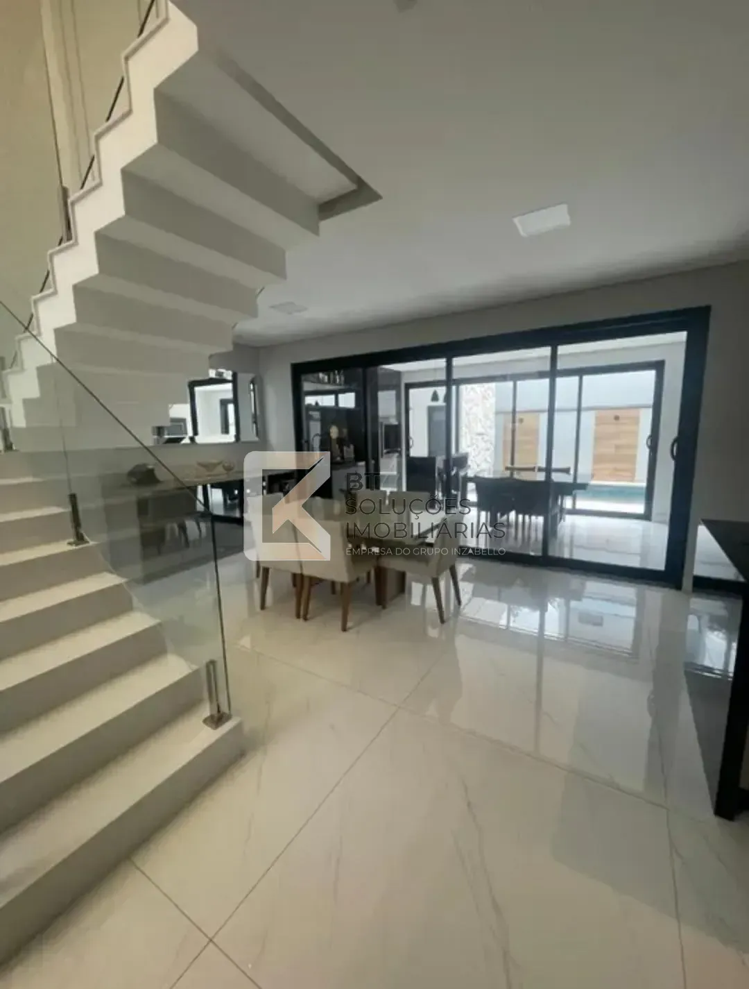 Sobrado, 3 quartos, 267 m² - Foto 4