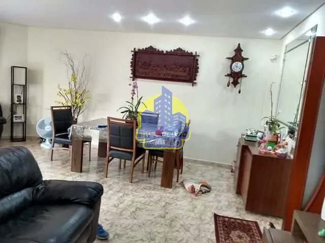 Sobrado com 284m² 3 quartos e 5 banheiros, à venda ou para alugar, no bairro Adalgisa em Osasco