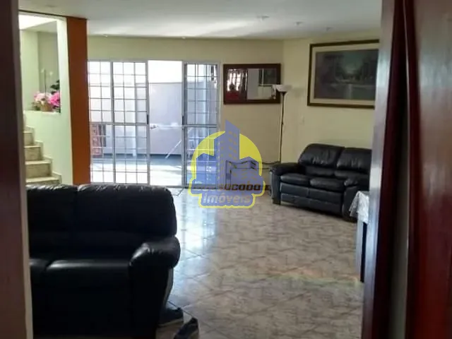 Sobrado com 284m² 3 quartos e 5 banheiros, à venda ou para alugar, no bairro Adalgisa em Osasco