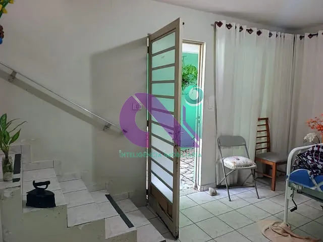 Sobrado com 125m² 3 quartos e 2 banheiros, à venda, no bairro Cidade das Flores em Osasco