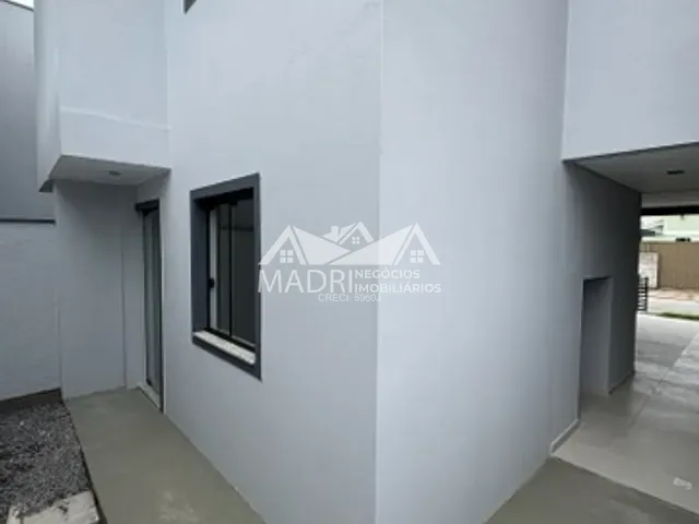 Sobrado com 86m² 3 quartos e 1 banheiro, à venda, no bairro Sertão do Maruim em São José
