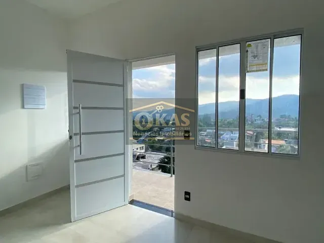 Sobrado com 54m² 2 quartos e 1 banheiro, à venda, no bairro Vila São Paulo em Mogi das Cruzes