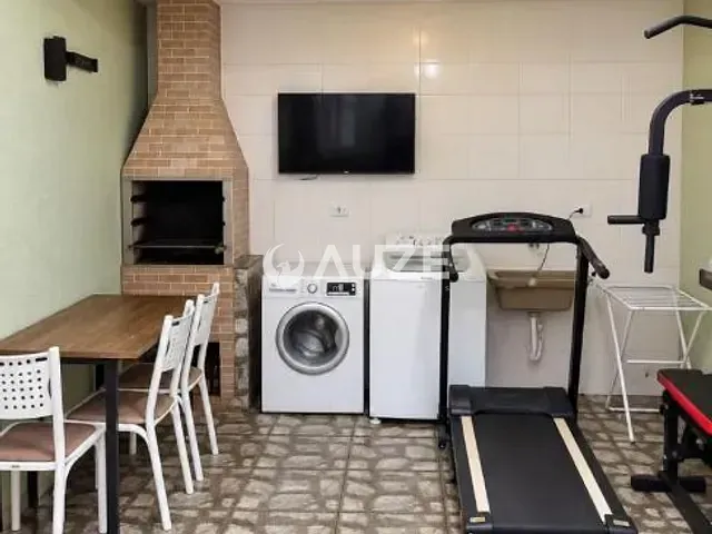 Sobrado com 67m² 2 quartos e 2 banheiros, à venda, no bairro Cidade Industrial em Curitiba