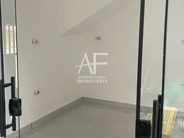 Sobrado com 210m², à venda, no bairro Jardim Santa Tereza em Taubaté