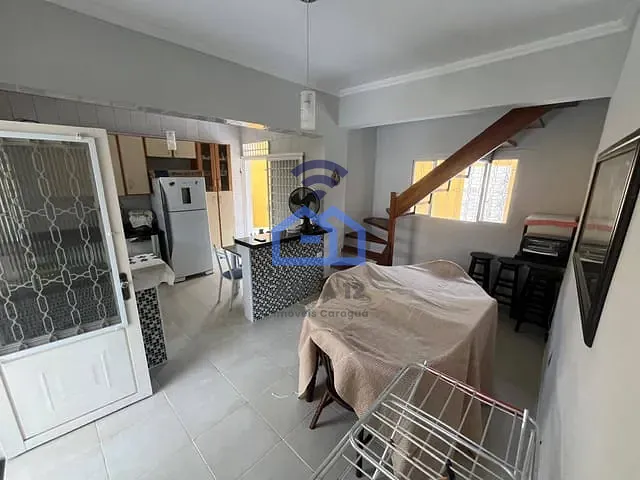 Sobrado com 250m² 3 quartos e 2 banheiros, para alugar, no bairro Martim de Sá em Caraguatatuba