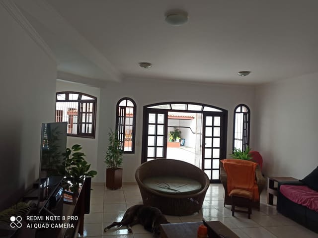 Sobrado à venda 5 Quartos, 2 Suites, 4 Vagas, Jardim Virgínia, Guarujá - SP