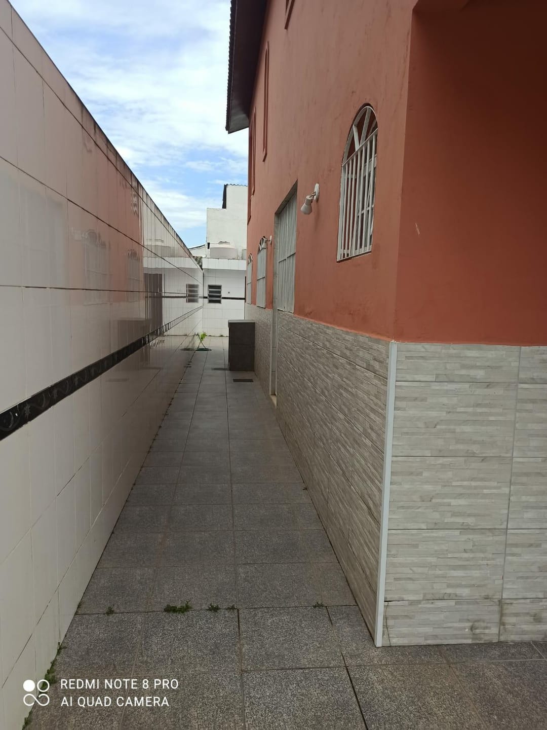 Sobrado à venda 5 Quartos, 2 Suites, 4 Vagas, Jardim Virgínia, Guarujá - SP
