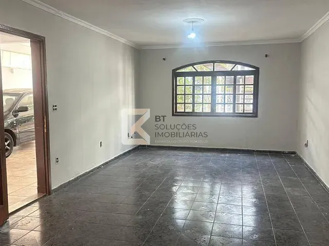 Sobrado com 275m² 5 quartos e 3 banheiros, à venda, no bairro Jardim do Sol em Indaiatuba
