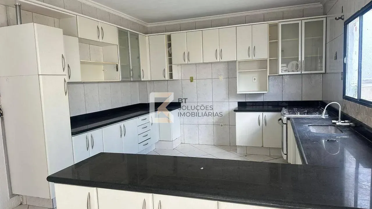Sobrado, 5 quartos, 366 m² - Foto 5