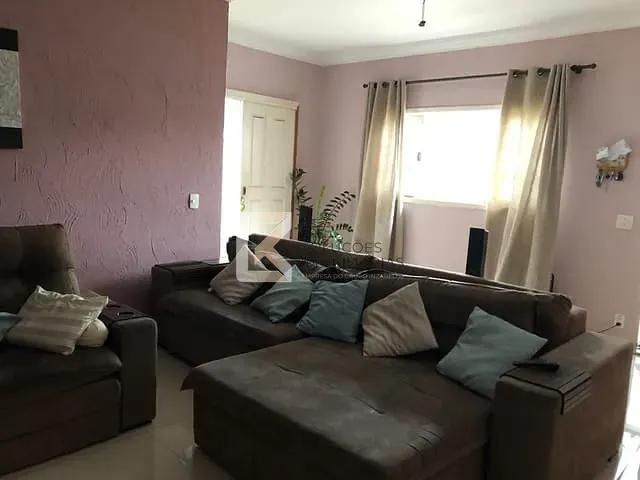 Sobrado com 285m² 3 quartos e 4 banheiros, à venda, no bairro Jardim Regina em Indaiatuba