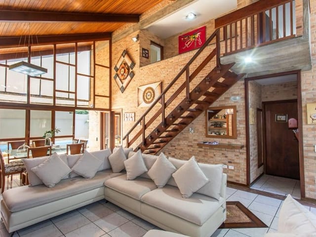 Foto do Sobrado - Sobrado com 4 dormitórios à venda, 230 m² por R$ 2.500.000,00 - Pr Arrastão - São Sebastião/SP | INDEPENDENCE NEGOCIOS IMOBILIARIOS LTDA