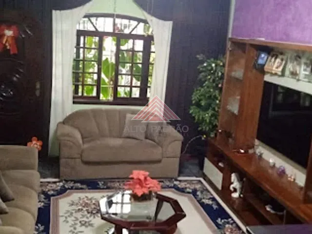 Sobrado com 125m² 3 quartos e 2 banheiros, à venda, no bairro Jardim Guapituba em Mauá