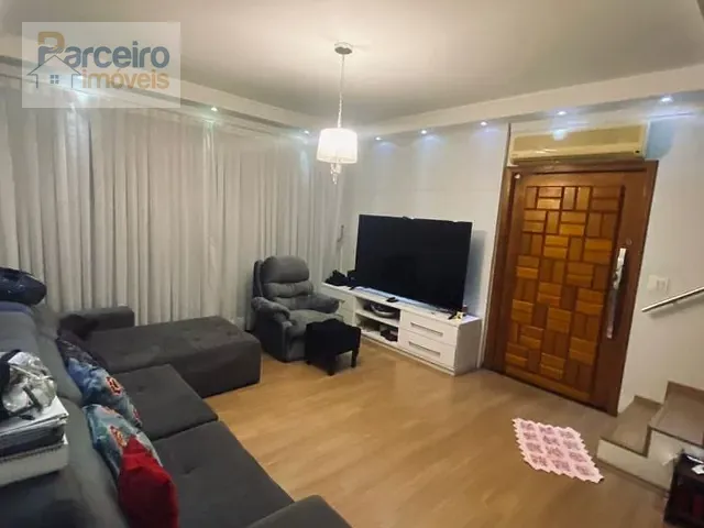 Casa com 130m² 3 quartos e 3 banheiros, à venda, no bairro Jardim Colibri em São Paulo