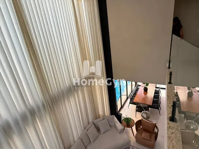 Sobrado com 388m² 4 quartos e 6 banheiros, para alugar, no bairro Jardins Valência em Goiânia