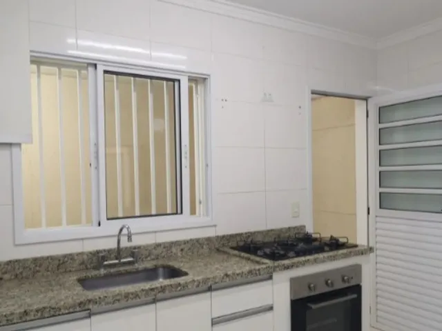 Sobrado com 60m² 2 quartos e 3 banheiros, para alugar, no bairro Vila Mazzei em São Paulo