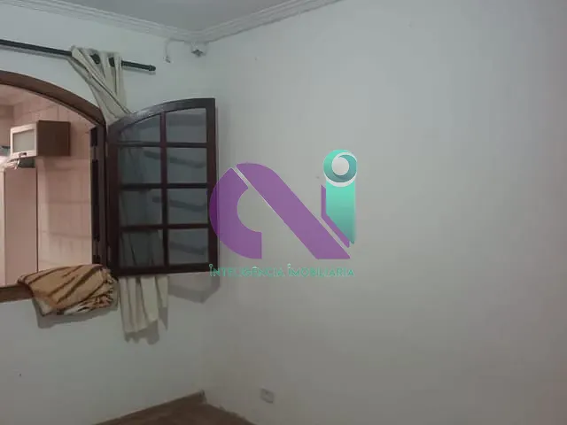 Sobrado com 150m² 4 quartos e 3 banheiros, à venda, no bairro km 18 em Osasco