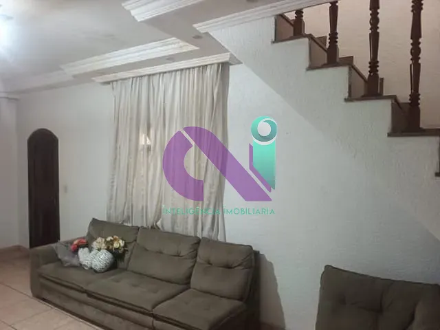 Sobrado com 150m² 4 quartos e 3 banheiros, à venda, no bairro km 18 em Osasco