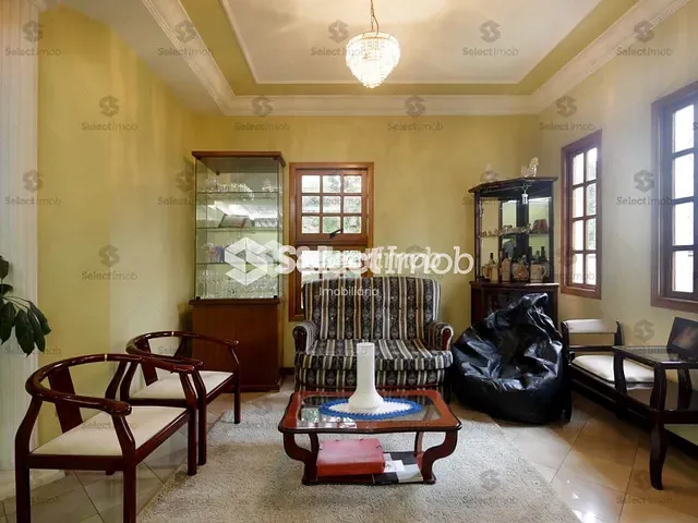 Sobrado com 234m² 4 quartos e 3 banheiros, à venda, no bairro Matriz em Mauá