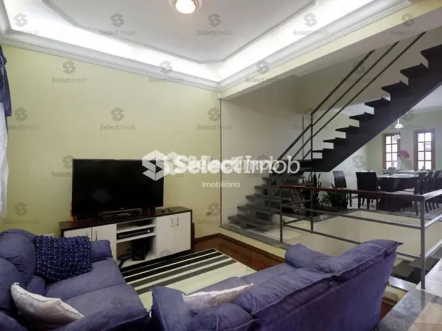 Sobrado com 234m² 4 quartos e 3 banheiros, à venda, no bairro Matriz em Mauá