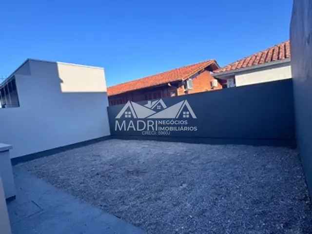 Sobrado com 116m² 3 quartos e 2 banheiros, à venda, no bairro Praia do Sonho em Palhoça