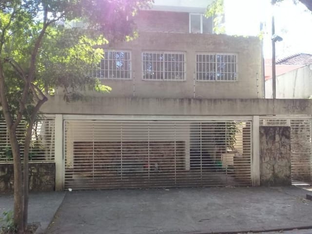 Sobrado com 260m² 3 quartos e 6 banheiros, à venda, no bairro Jardim Bonfiglioli em São Paulo