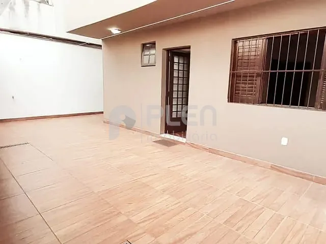 Sobrado com 192m² 3 quartos e 3 banheiros, à venda, no bairro Parque Casa de Pedra em São Paulo