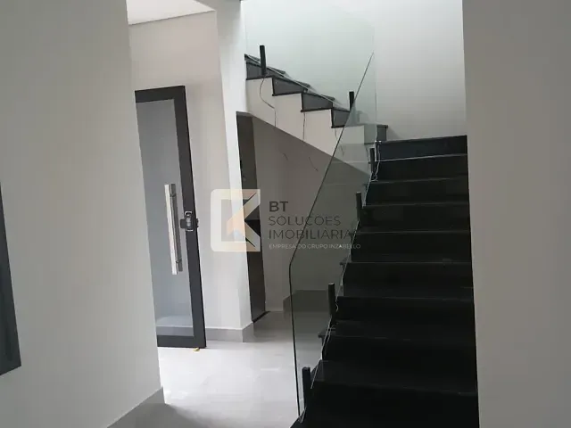 Sobrado com 158m² 3 quartos e 2 banheiros, à venda, no bairro Jardins do Império em Indaiatuba