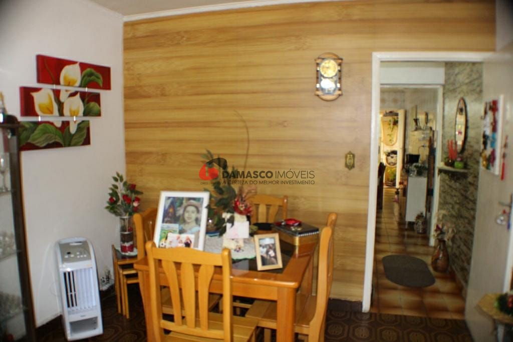 Sobrado à venda com 2 quartos, 10m² - Foto 2