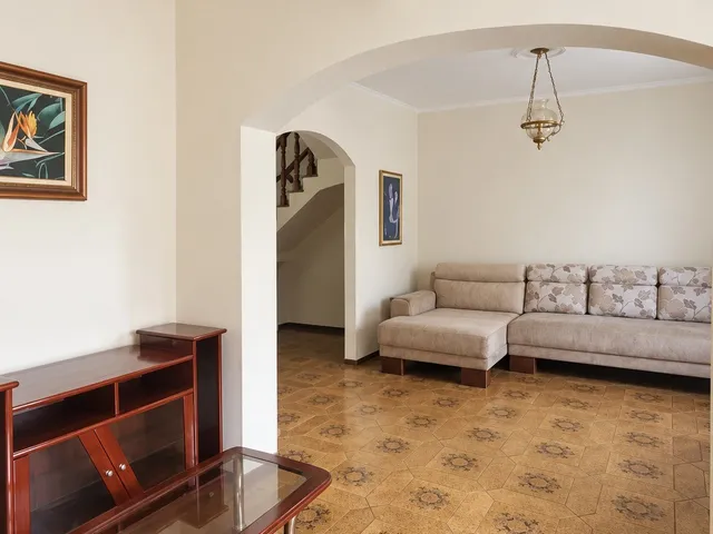 Sobrado com 240m² 4 quartos e 3 banheiros, para alugar, no bairro Vila Gustavo em São Paulo