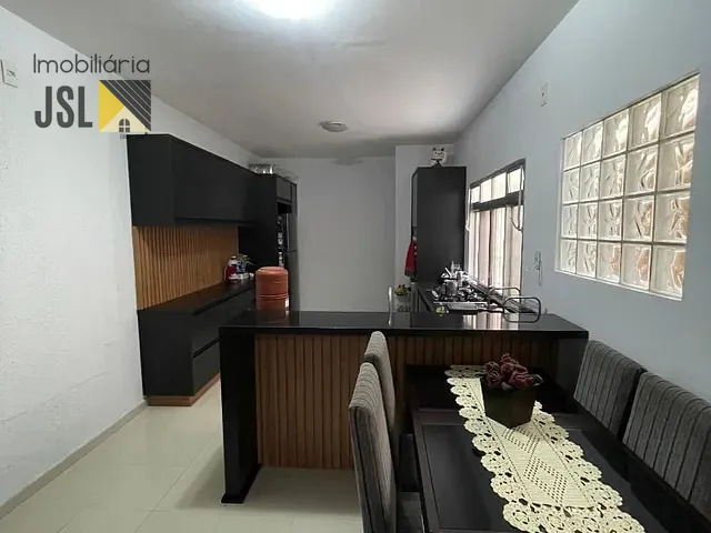 Sobrado com 150m² 3 quartos e 2 banheiros, à venda, no bairro Vila Independência em Caçapava