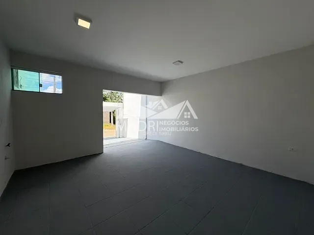 Sobrado com 200m² 2 quartos e 1 banheiro, à venda, no bairro São Sebastião em Palhoça