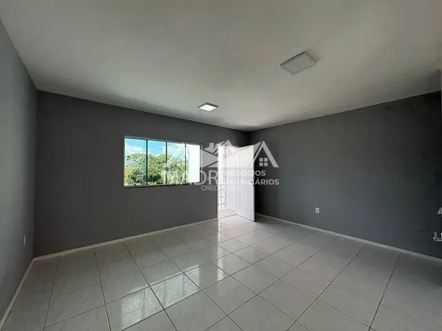 Sobrado com 200m² 2 quartos e 1 banheiro, à venda, no bairro São Sebastião em Palhoça