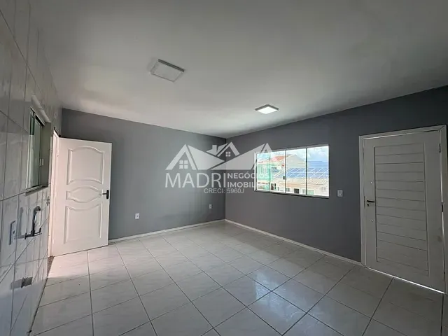 Sobrado com 200m² 2 quartos e 1 banheiro, à venda, no bairro São Sebastião em Palhoça