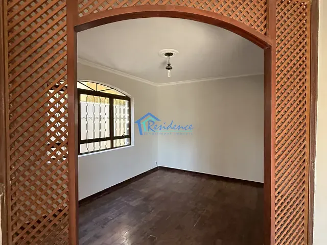 Sobrado com 250m² 4 quartos e 3 banheiros, à venda, no bairro Cidade Nova II em Indaiatuba
