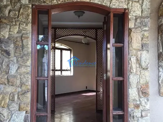 Sobrado com 250m² 4 quartos e 3 banheiros, à venda, no bairro Cidade Nova II em Indaiatuba