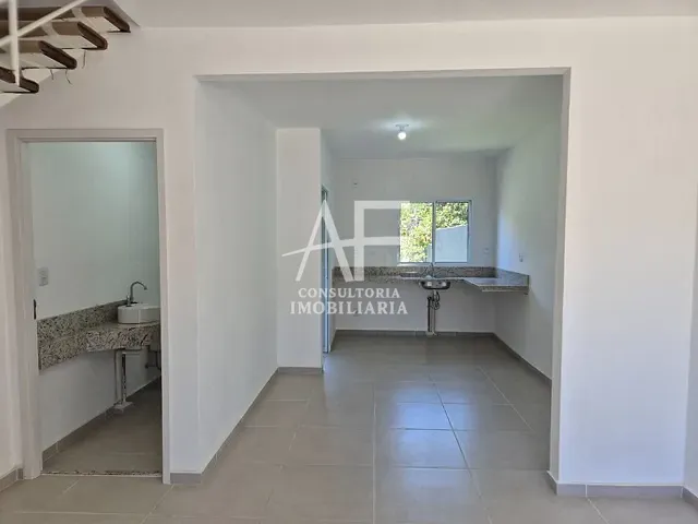 Sobrado com 104m² 2 quartos e 1 banheiro, à venda, no bairro Residencial Santa Izabel em Taubaté