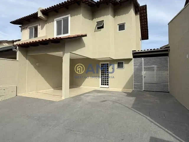 Sobrado com 150m² 3 quartos e 2 banheiros, à venda, no bairro Jardim Belo Horizonte em Aparecida de Goiânia