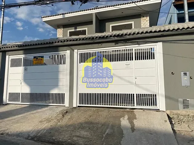 Sobrado com 400m² 3 quartos e 4 banheiros, à venda, no bairro Bela Vista em Osasco
