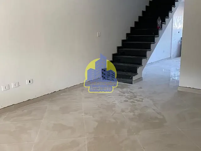 Sobrado com 400m² 3 quartos e 4 banheiros, à venda, no bairro Bela Vista em Osasco