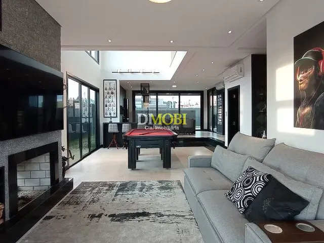 Sobrado com 294m² 3 quartos e 1 banheiro, à venda, no bairro Centro em Gravataí