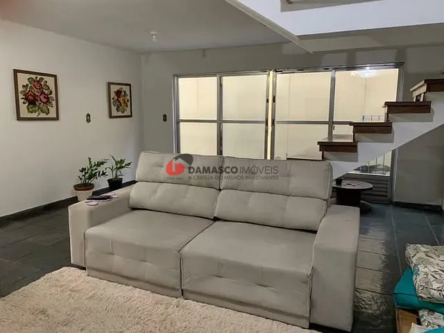 Sobrado com 307m² 3 quartos e 3 banheiros, à venda, no bairro Santa Maria em São Caetano do Sul