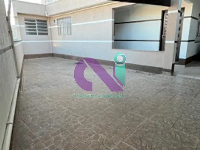 Sobrado 5 quartos e 2 banheiros, à venda, no bairro Vila Yolanda em Osasco