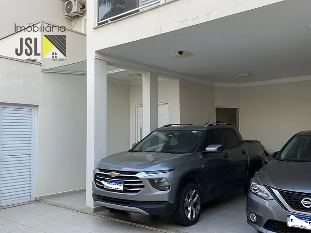Sobrado com 350m² 5 quartos e 3 banheiros, à venda, no bairro Portal das Colinas em Guaratinguetá