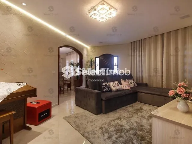 Sobrado com 252m² 3 quartos e 2 banheiros, à venda, no bairro Jardim Primavera em Mauá