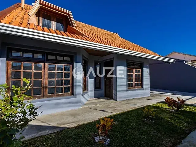 Sobrado com 236m² 3 quartos e 3 banheiros, à venda, no bairro Santa Quitéria em Curitiba