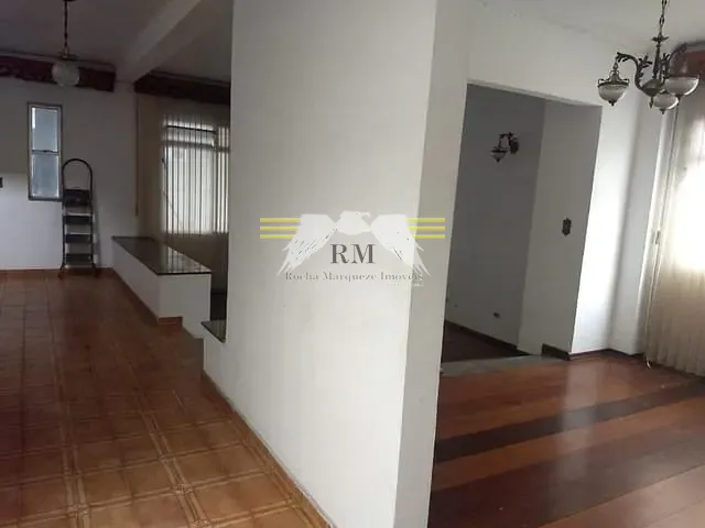 Sobrado com 360m² 3 quartos e 5 banheiros, à venda ou para alugar, no bairro Jardim Vila Formosa em São Paulo