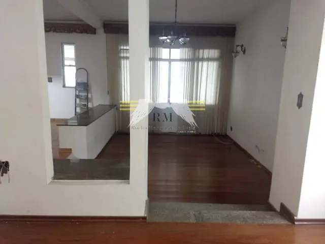 Sobrado com 360m² 3 quartos e 5 banheiros, à venda ou para alugar, no bairro Jardim Vila Formosa em São Paulo