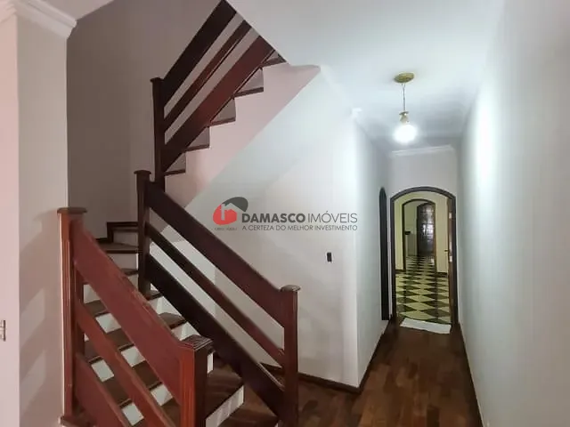 Sobrado com 170m² 3 quartos e 5 banheiros, à venda, no bairro Campestre em Santo André