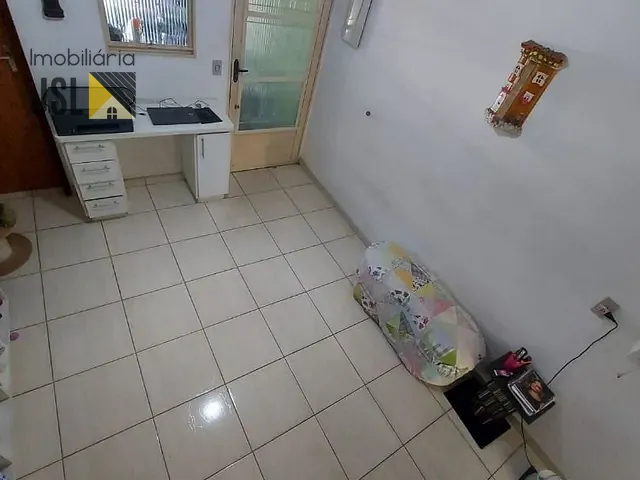 Sobrado com 58m² 2 quartos e 1 banheiro, à venda, no bairro Vila André Martins em Caçapava